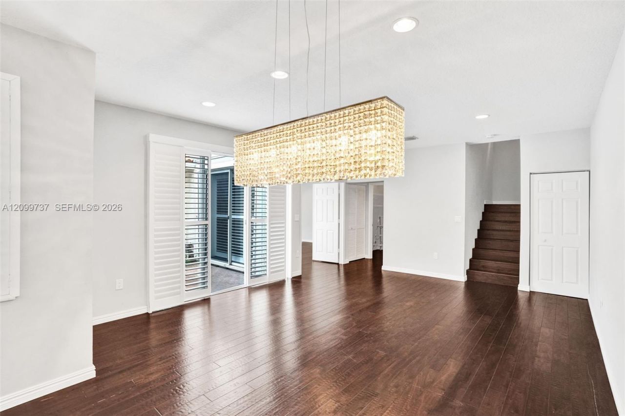 1620 Weeping Willow Way , Hollywood, FL 33019 Photo