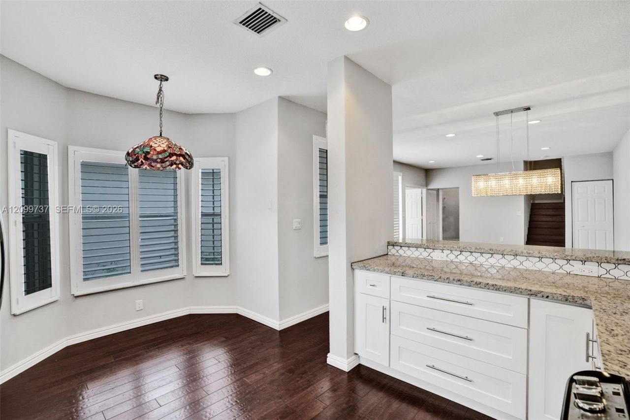 1620 Weeping Willow Way , Hollywood, FL 33019 Photo