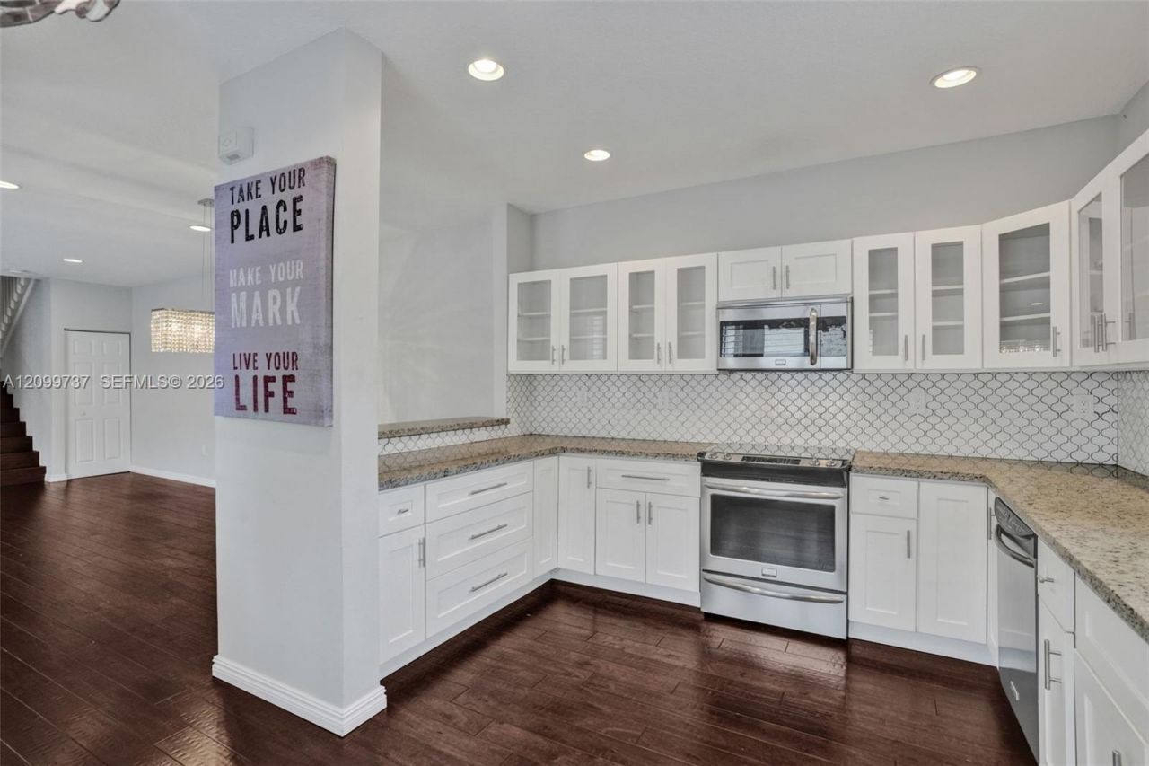 1620 Weeping Willow Way , Hollywood, FL 33019 Photo