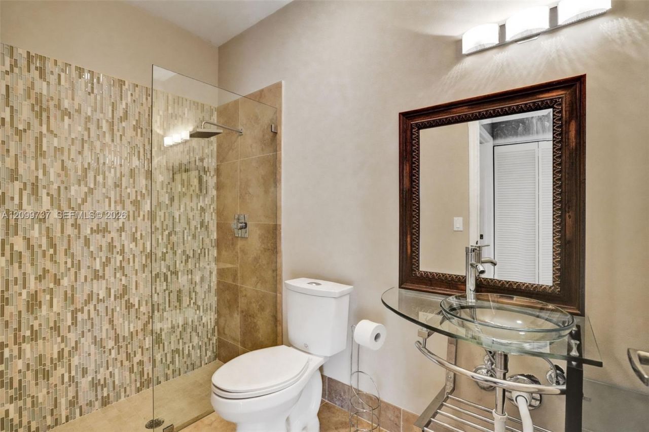 1620 Weeping Willow Way , Hollywood, FL 33019 Photo