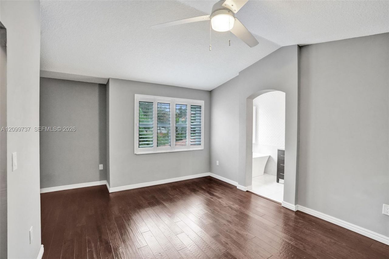 1620 Weeping Willow Way , Hollywood, FL 33019 Photo