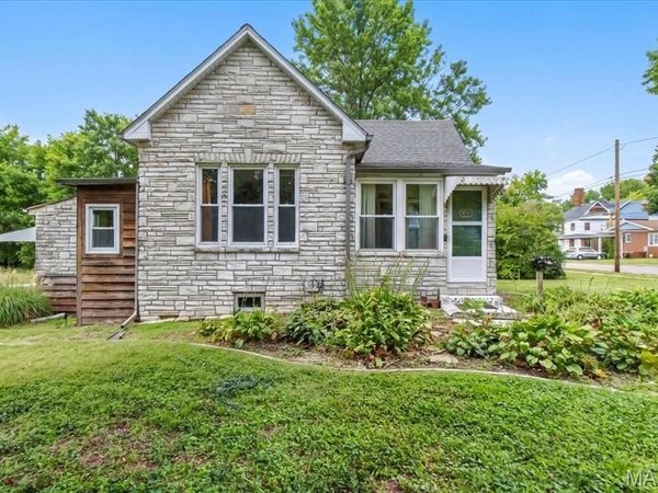 9500 W Milton Avenue, St Louis, MO 63114