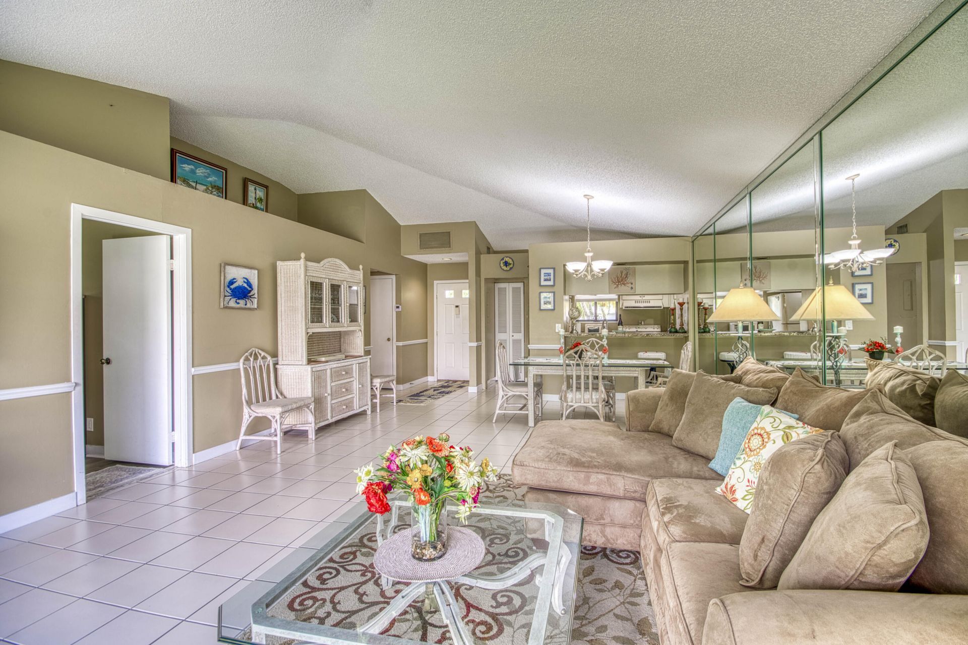 208 Club Drive, Palm Beach Gardens, FL 33418 Photo
