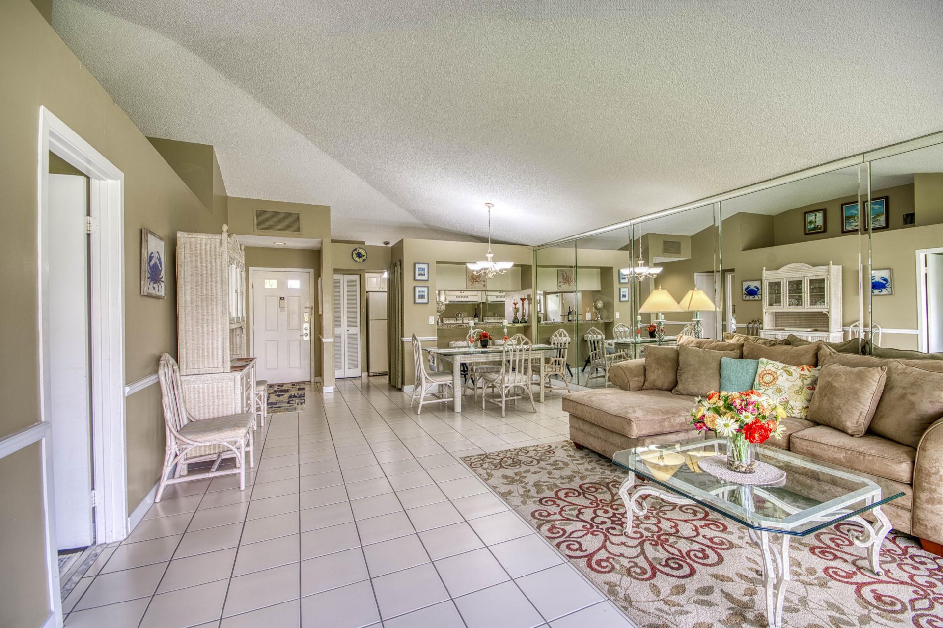 208 Club Drive, Palm Beach Gardens, FL 33418 Photo