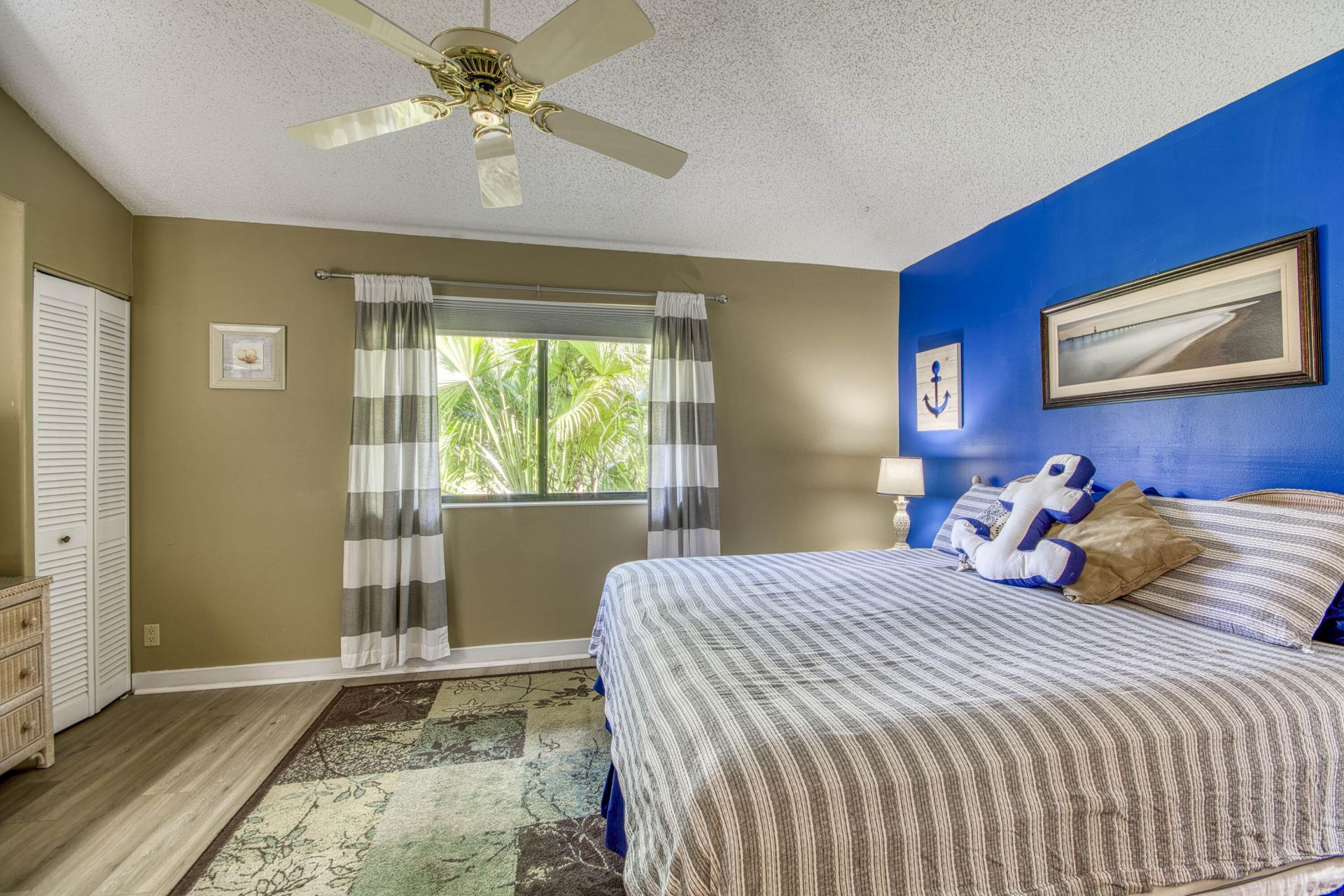 208 Club Drive, Palm Beach Gardens, FL 33418 Photo