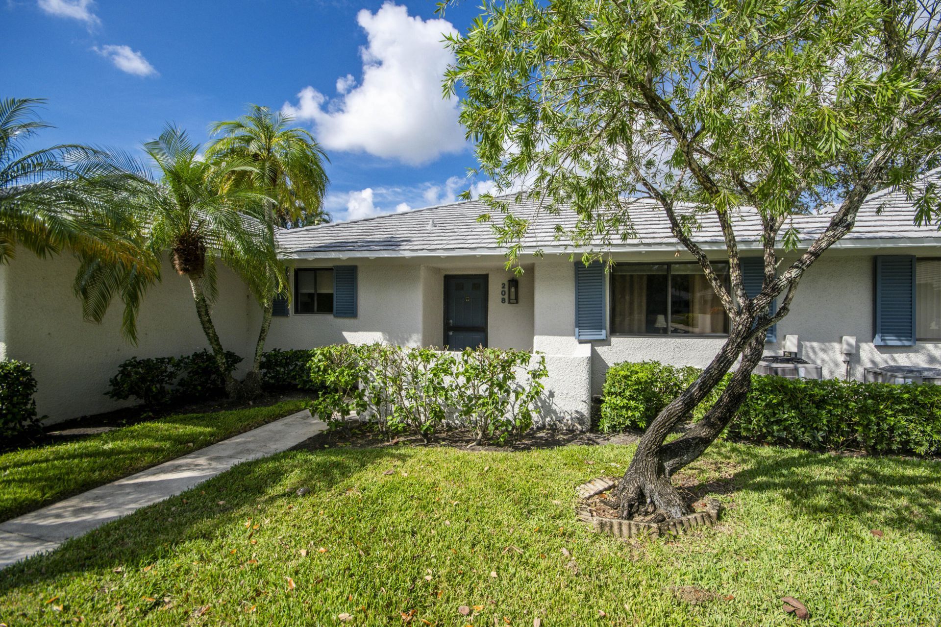 208 Club Drive, Palm Beach Gardens, FL 33418 Photo
