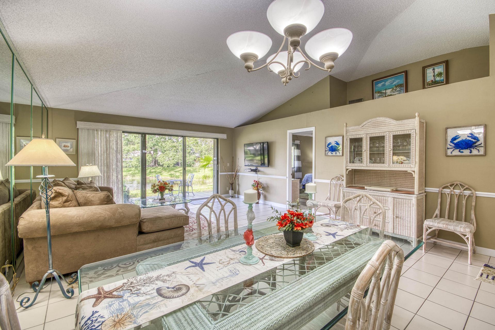 208 Club Drive, Palm Beach Gardens, FL 33418 Photo