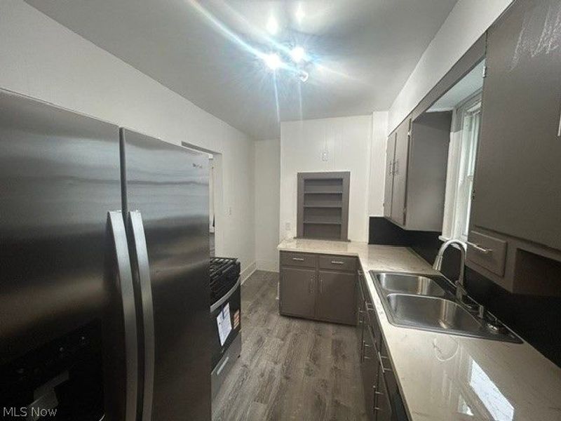 1225 Murray Avenue, Akron, OH 44310 Photo 10