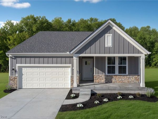 3639 Great Windsor Lane, Green, OH 44685