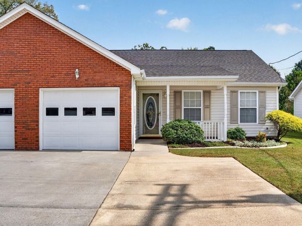 653 Flagstone Drive, Unit 22D, Rossville, GA 30741