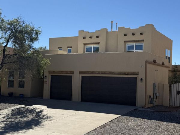 5036 Brown Bear Drive NE, Rio Rancho, NM 87144