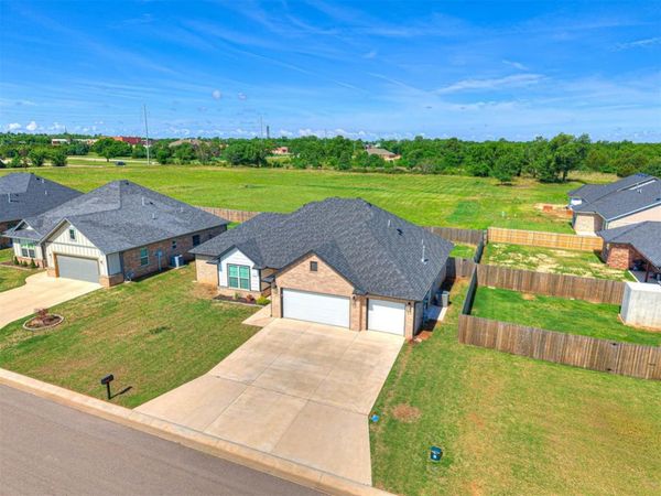 4526 Red Bird Road, Shawnee, OK 74804