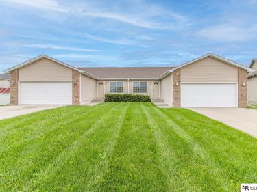 6661 Grays Peak Court, Lincoln, NE 68521