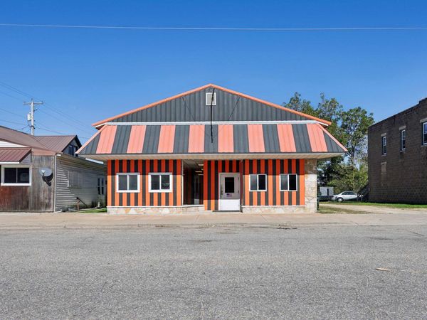 105 E Main Street, Cazenovia, WI 53924