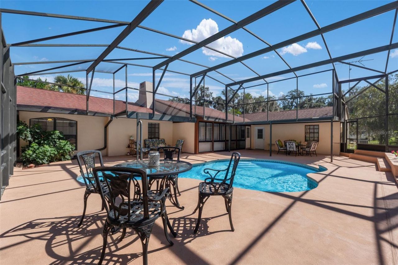 8943 Silver Lake Drive , Leesburg, FL 34788 Photo
