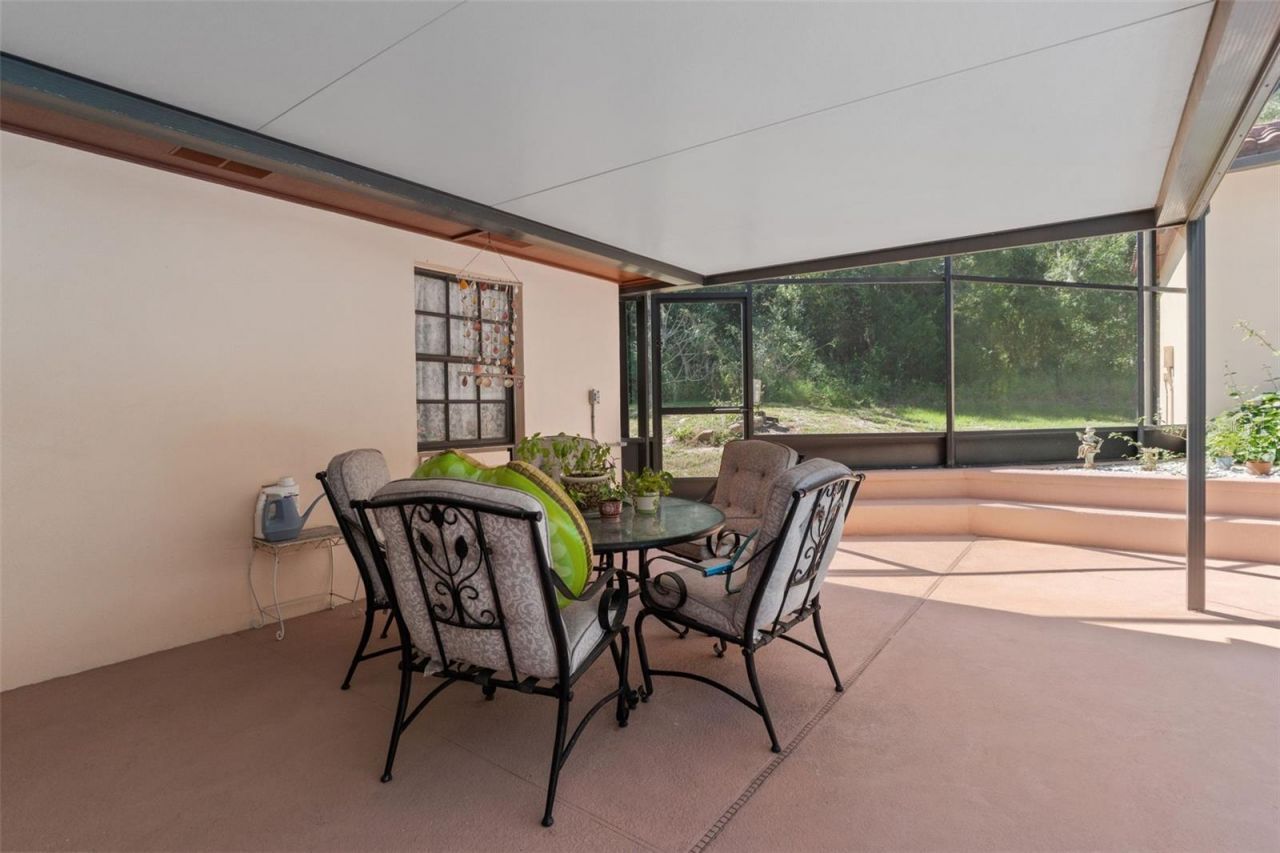 8943 Silver Lake Drive , Leesburg, FL 34788 Photo