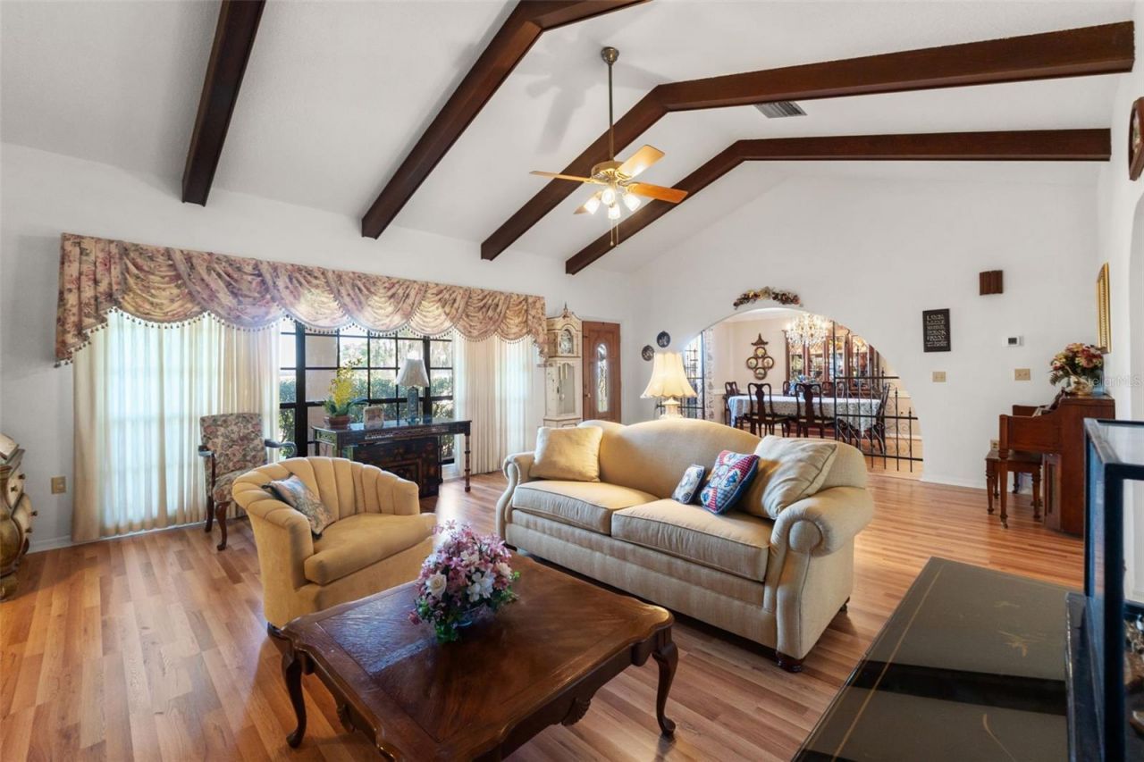 8943 Silver Lake Drive , Leesburg, FL 34788 Photo