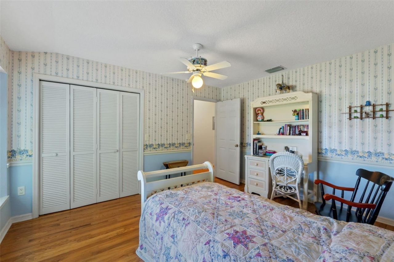 8943 Silver Lake Drive , Leesburg, FL 34788 Photo
