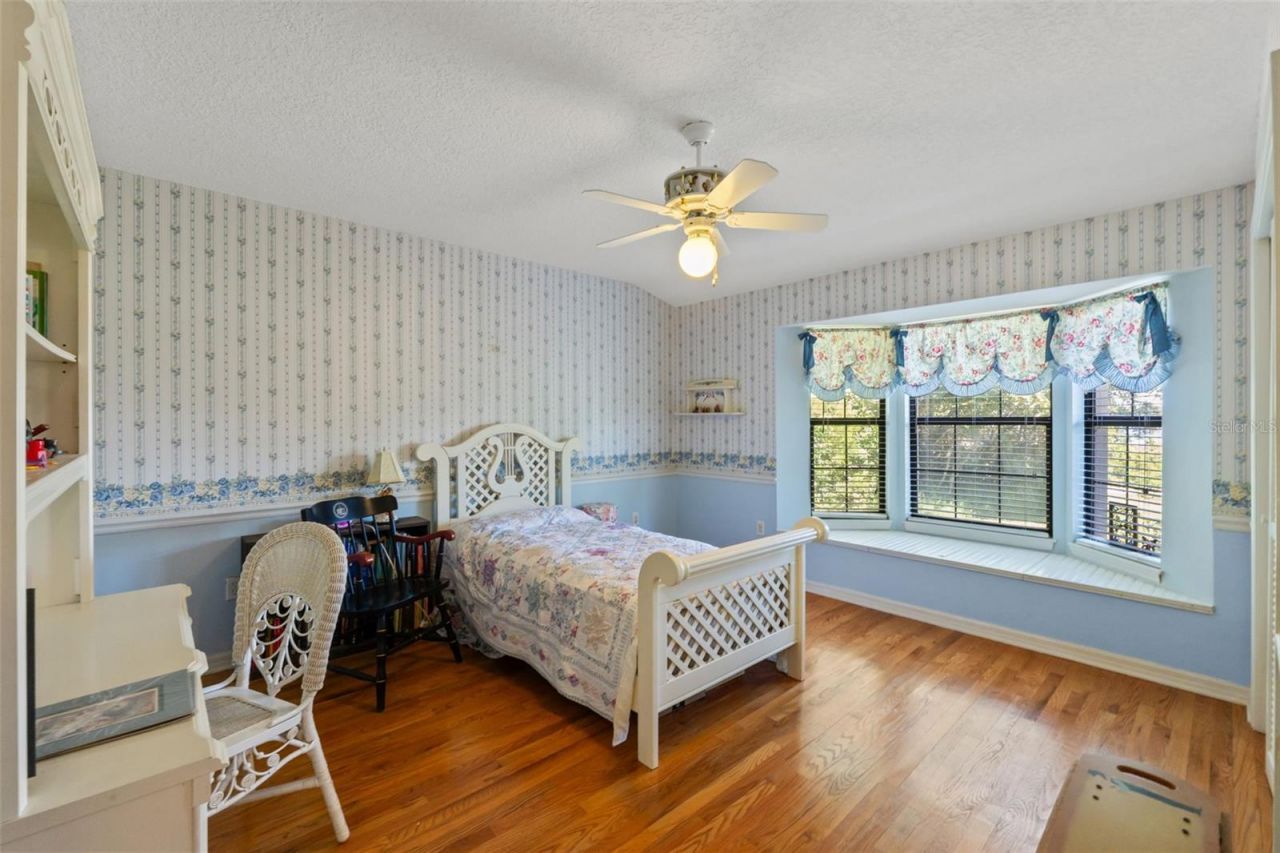 8943 Silver Lake Drive , Leesburg, FL 34788 Photo
