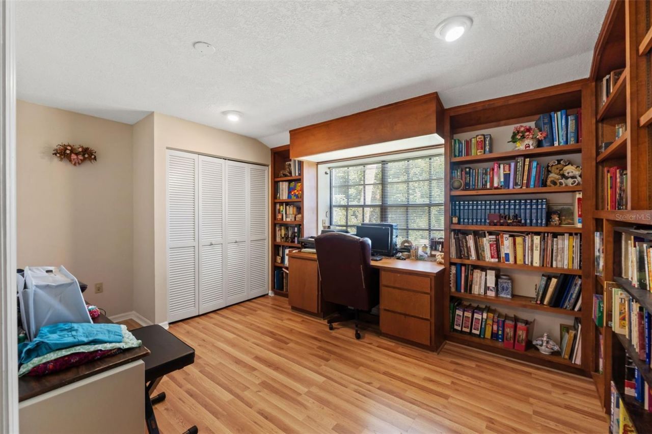 8943 Silver Lake Drive , Leesburg, FL 34788 Photo