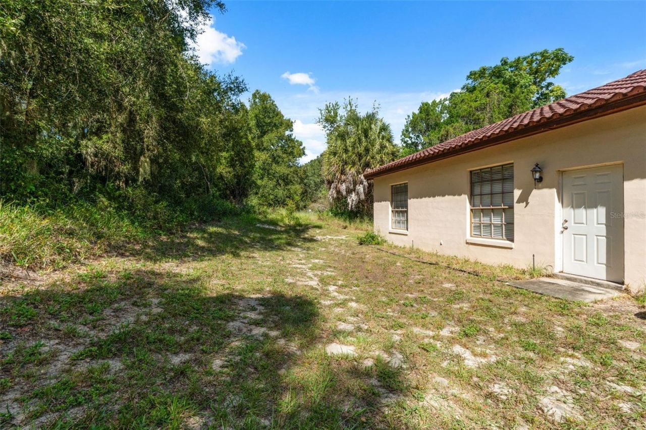 8943 Silver Lake Drive , Leesburg, FL 34788 Photo