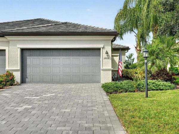 15909 CLEAR SKIES PLACE , BRADENTON, FL 34211