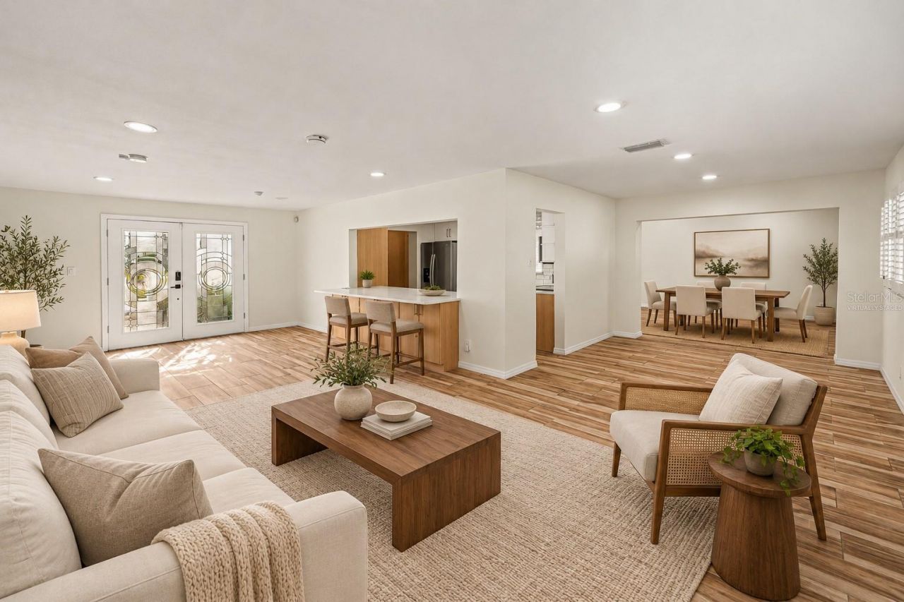 3936 E Eden Roc Circle, Unit 1, Tampa, FL 33634 Photo