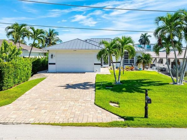 131 San Salvador ST , NAPLES, FL 34113