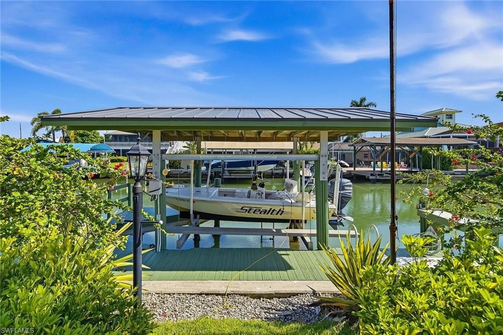 131 San Salvador St, Naples, FL 34113 Photo