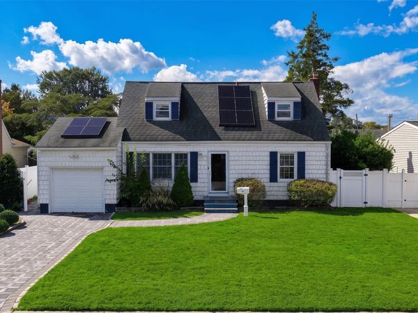 144 W 19th Street, Deer Park, NY 11729