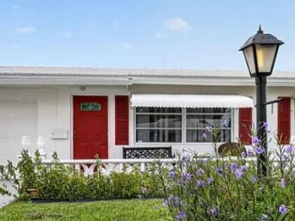 1303 SW 15TH Street, Boynton Beach, FL 33426
