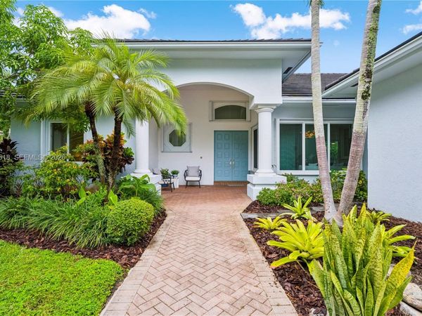 15255 SW 80th Ave, Palmetto Bay, FL 33157