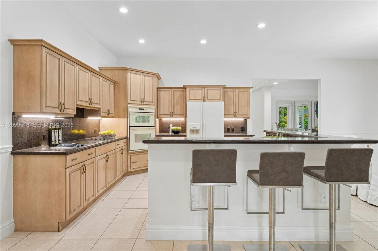 15255 SW 80th Ave, Palmetto Bay, FL 33157 Photo