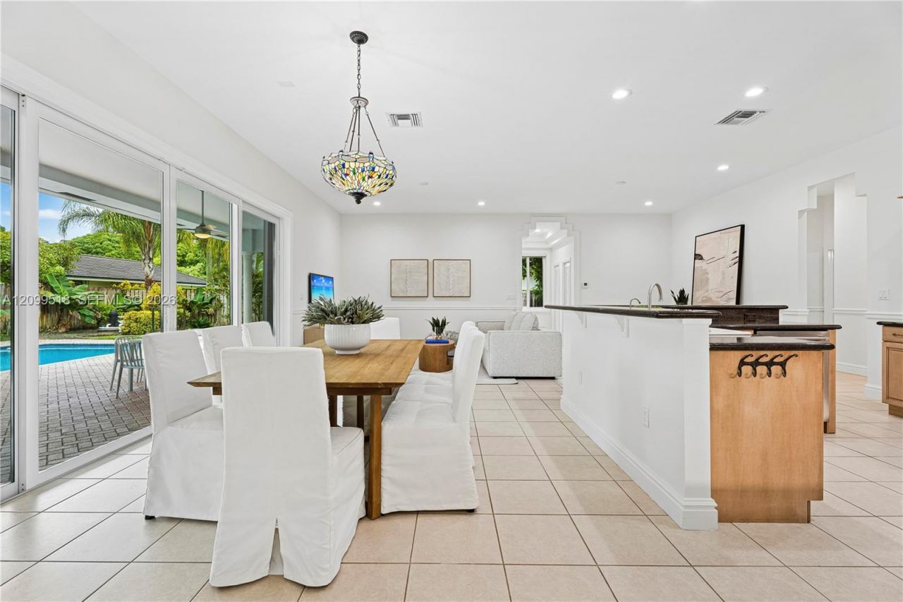 15255 SW 80th Ave, Palmetto Bay, FL 33157 Photo