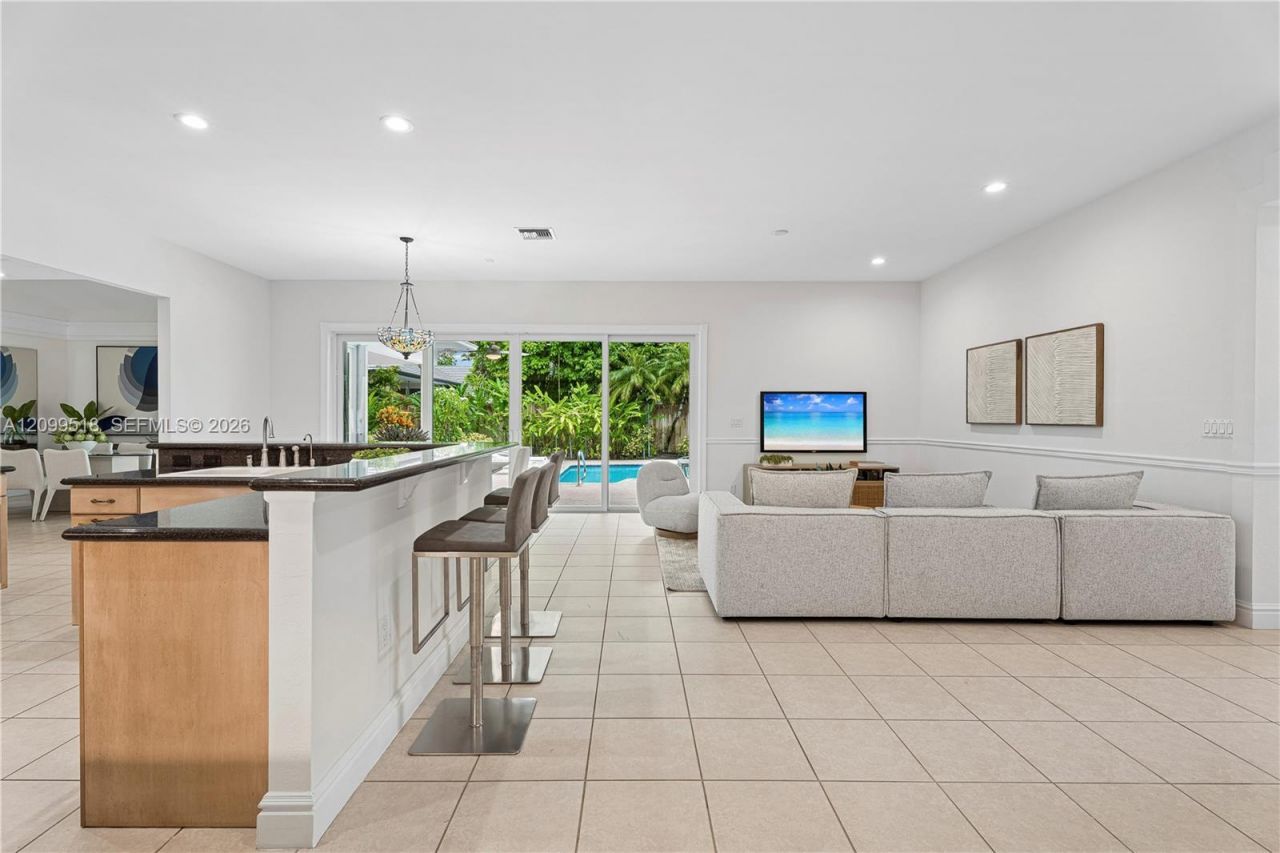 15255 SW 80th Ave, Palmetto Bay, FL 33157 Photo