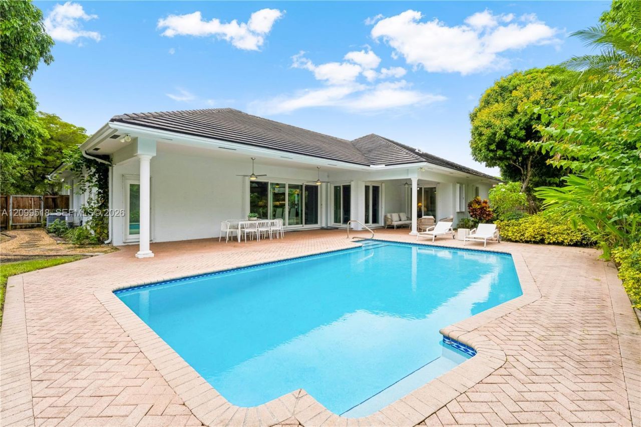 15255 SW 80th Ave, Palmetto Bay, FL 33157 Photo