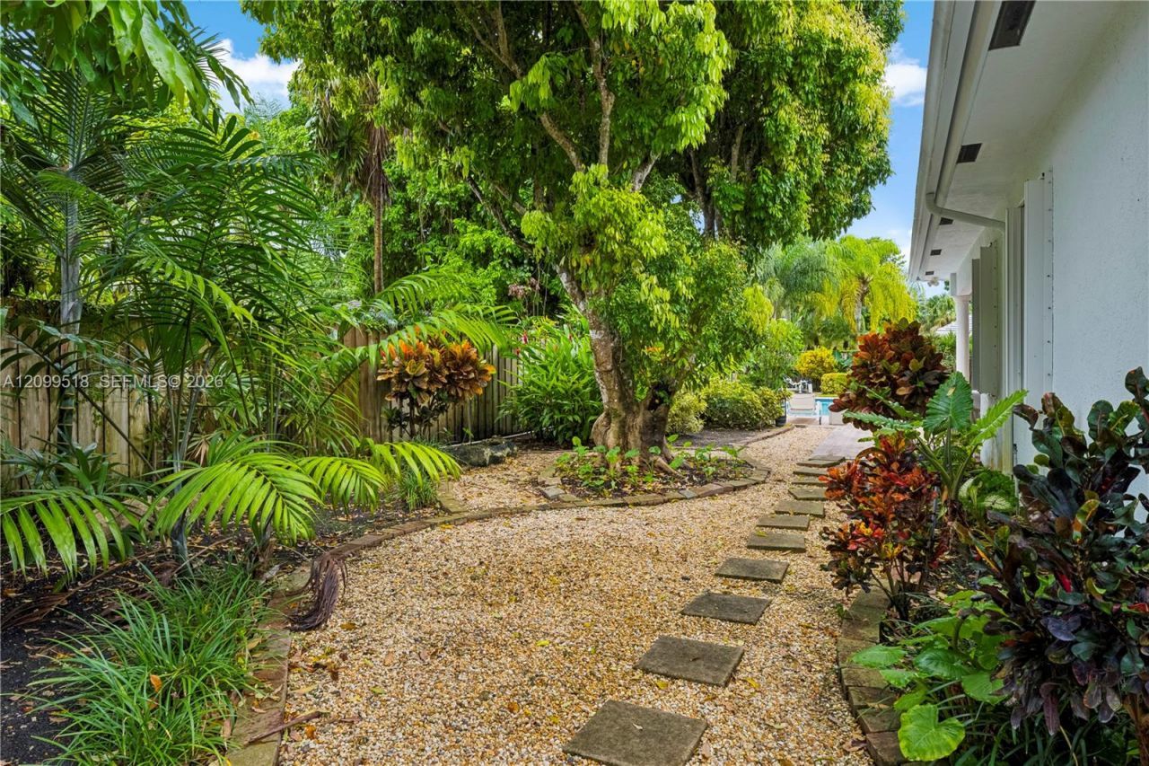 15255 SW 80th Ave, Palmetto Bay, FL 33157 Photo