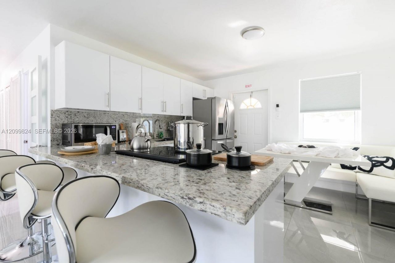 3632 SW 17th St , Fort Lauderdale, FL 33312 Photo