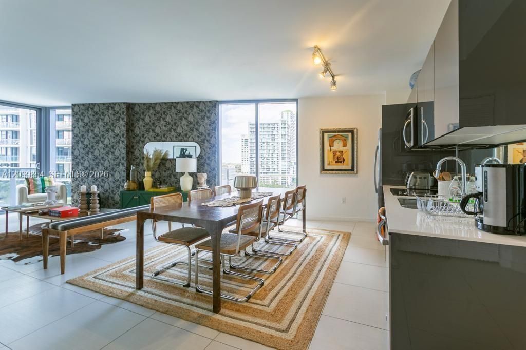 31 SE 6th St, Unit 1601, Miami, FL 33131 Photo