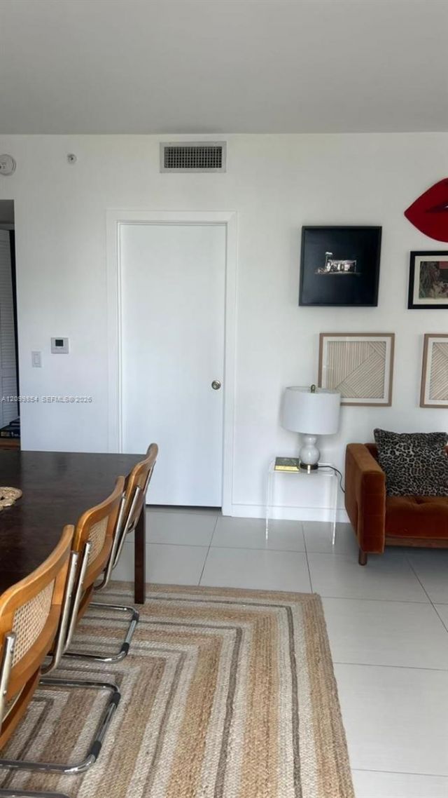 31 SE 6th St, Unit 1601, Miami, FL 33131 Photo