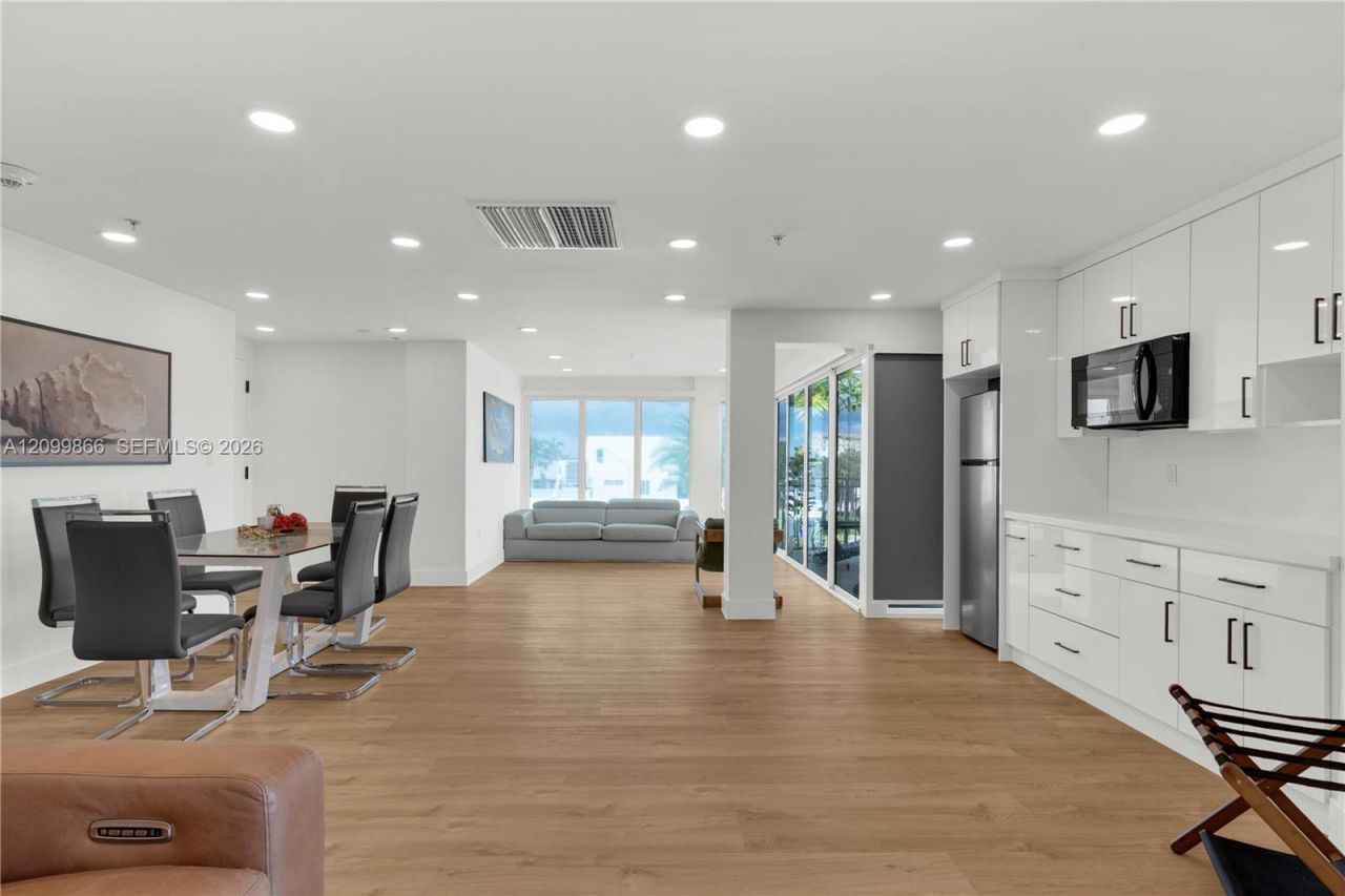 4217-4225 El Mar Dr , Lauderdale by the Sea, FL 33308 Photo
