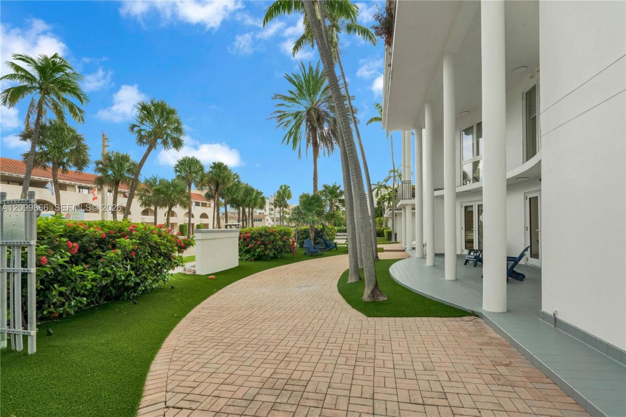 4217-4225 El Mar Dr , Lauderdale by the Sea, FL 33308 Photo