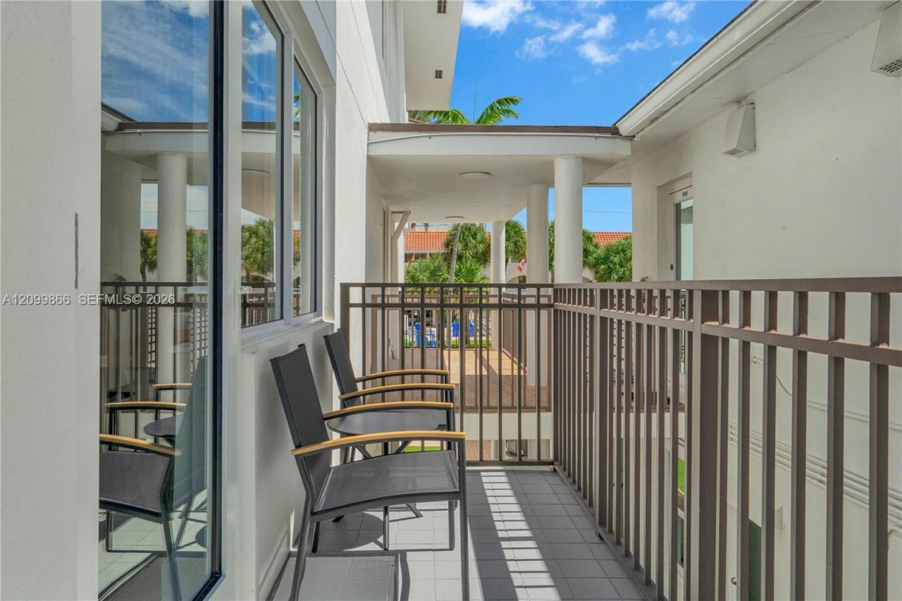 4217-4225 El Mar Dr , Lauderdale by the Sea, FL 33308 Photo