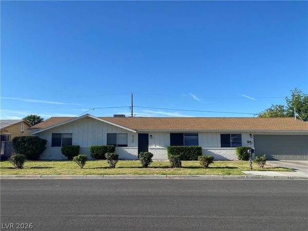 4765 Mohave Avenue , Las Vegas, NV 89104