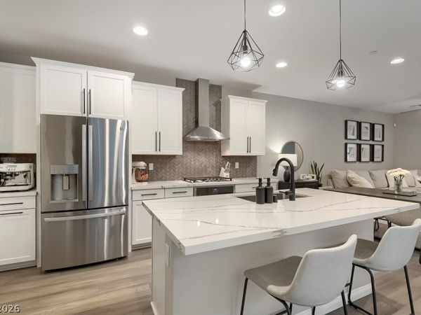 11689 Emerald Lake Avenue, Las Vegas, NV 89138