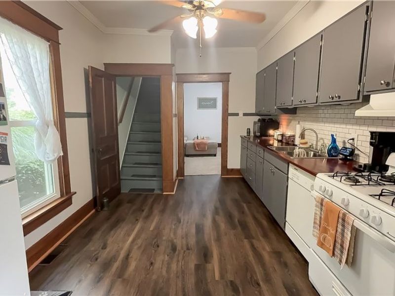 911 WASHINGTON Street, Marietta, OH 45750 Photo 13