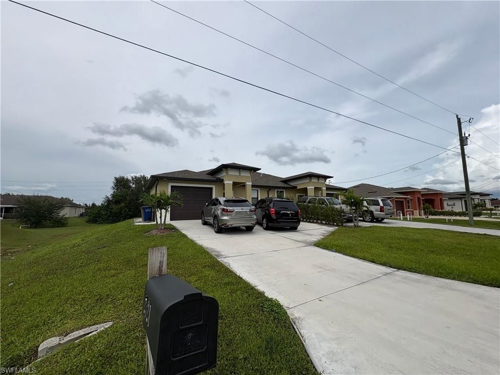 2321-2323 Daniel Ave N, Lehigh Acres, FL 33971 Photo