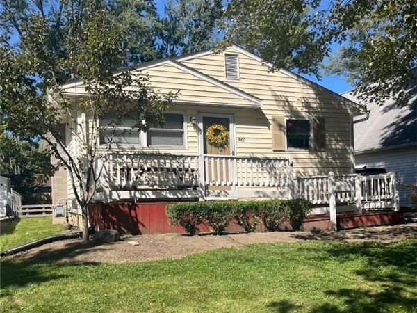 560 Baldwin Avenue, Elyria, OH 44035