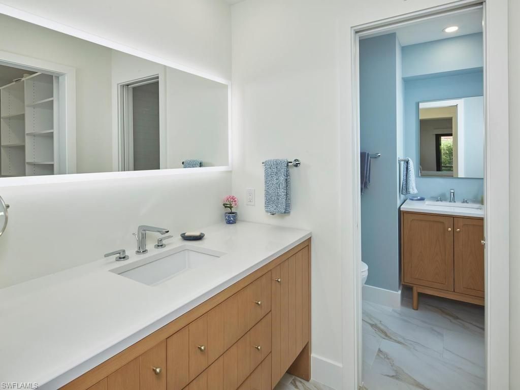 2230 Gulf Shore Blvd N, Unit T4, Naples, FL 34102 Photo