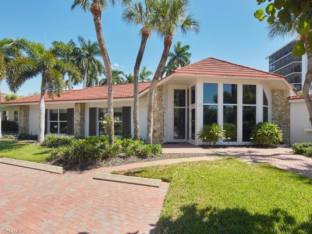 2230 Gulf Shore Blvd N, Unit T4, Naples, FL 34102 Photo